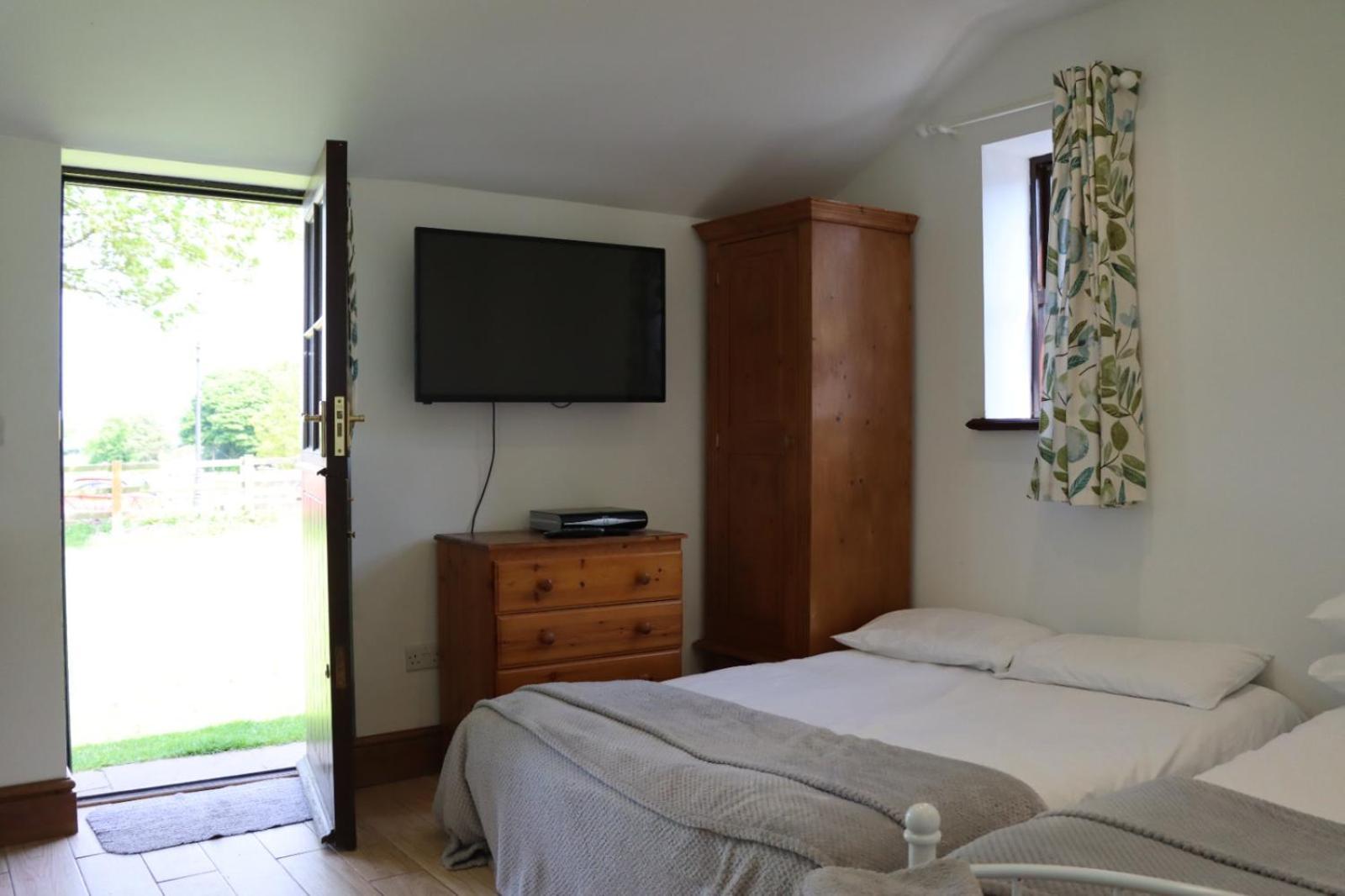 Malthouse Farm Cottage Studio Dilhorne Exteriör bild