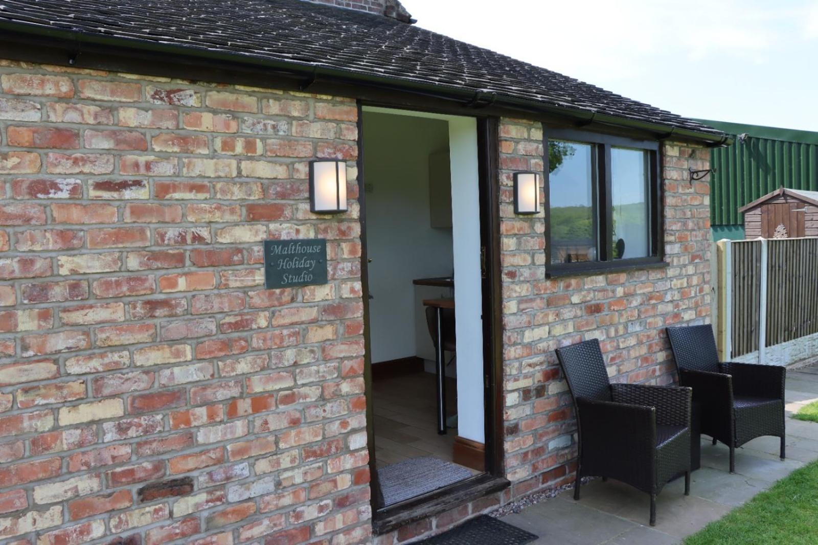 Malthouse Farm Cottage Studio Dilhorne Exteriör bild